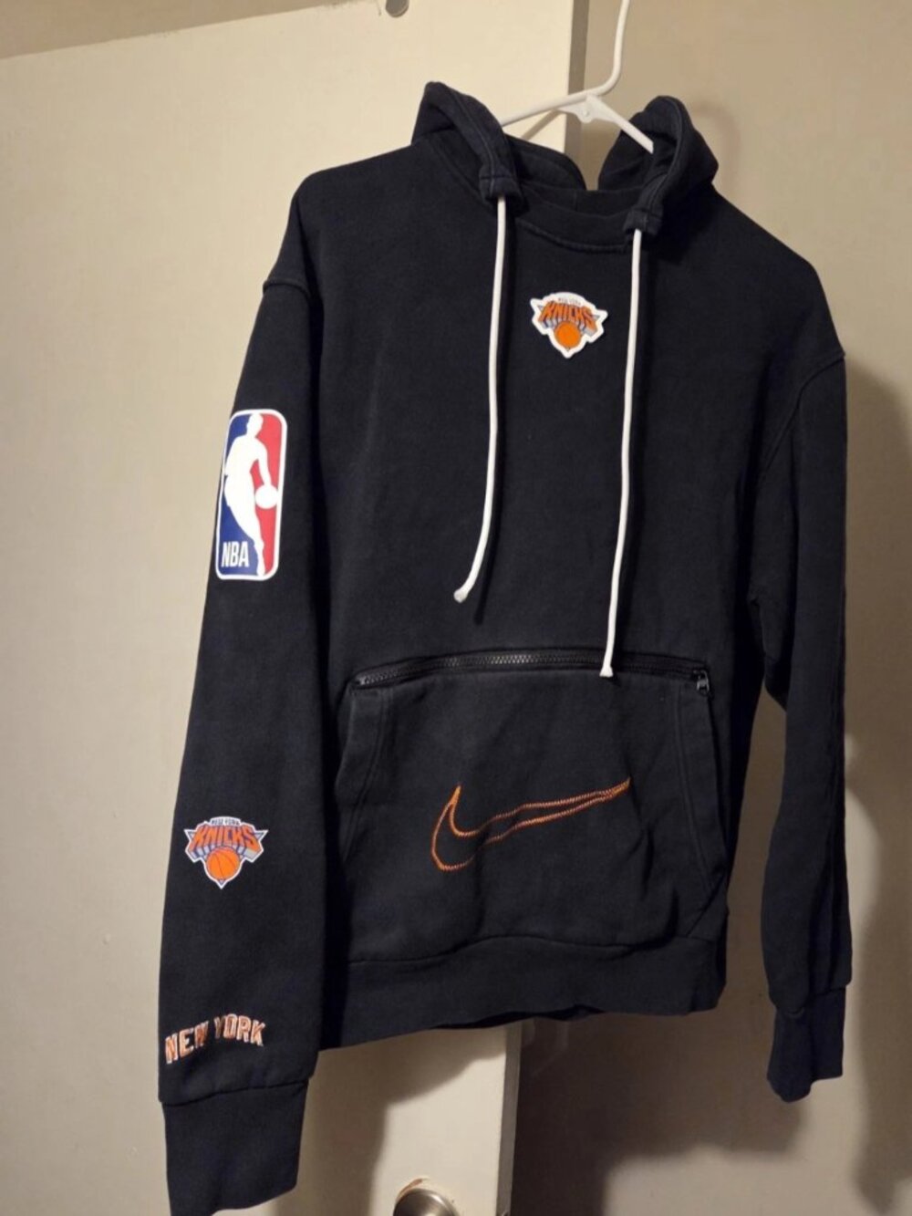 Mens NY Knicks 2022/2023 city edition courtside hoodie medium